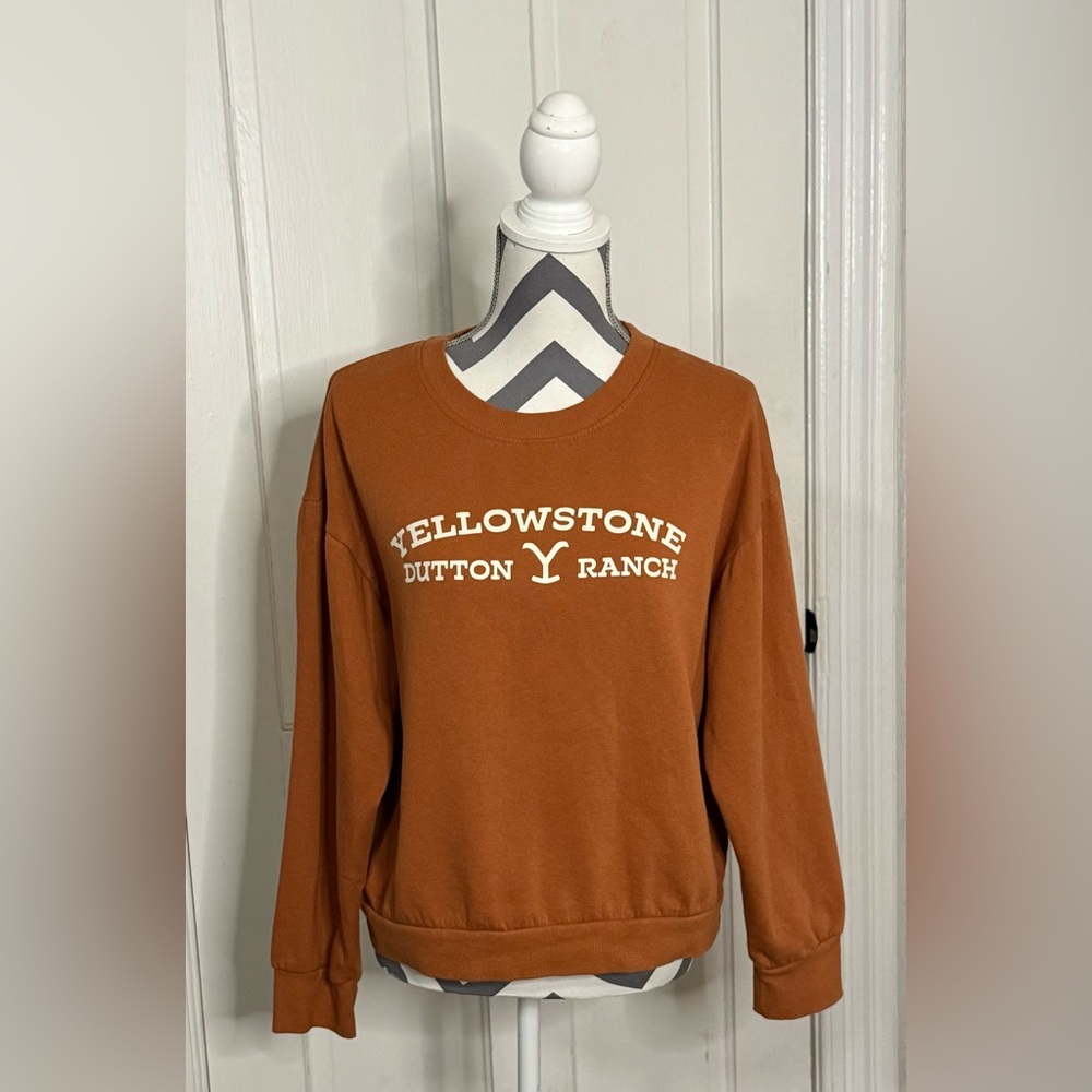 Yellowstone Dutton Ranch Sweater Women’s Size Large Crewneck
